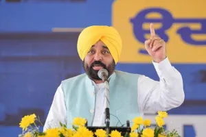 ਮੁੱਖ ਮੰਤਰੀ ਮਾਨ ਦਾ ਮਾਸਟਰਸਟ੍ਰੋਕ: ਨਸ਼ਿਆਂ ਵਿਰੁੱਧ ਜੰਗ ਵਿੱਚ ਪੰਜਾਬ 35 ਯੋਧਿਆਂ ਨੂੰ ਕਰੇਗਾ ਤਾਇਨਾਤ 