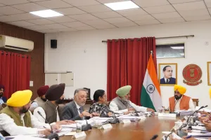 ਪੰਜਾਬ 'ਚ ਚੋਣਾਂ ਤੋਂ ਪਹਿਲਾਂ AAP ਸਰਕਾਰ ਦਾ ਵੱਡਾ ਤੋਹਫ਼ਾ: ਲਾਂਚ ਕੀਤੀ 'ਮੇਰੀ ਰਸੋਈ' ਸਕੀਮ, ਮਿਲੇਗਾ ਮੁਫ਼ਤ ਰਾਸ਼ਨ