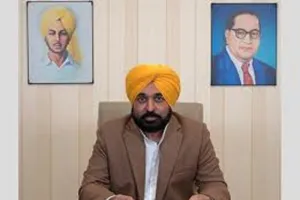 ਪੰਜਾਬ ਸਿਆਸਤ ਵਿੱਚ ਹਲਚਲ: ਸਰਕਾਰ ਵੱਲੋਂ ਫਲੋਰ ਟੈਸਟ ਦੀ ਤਿਆਰੀ, ਵਿਧਾਇਕਾਂ ਨੂੰ ਵ੍ਹਿਪ ਜਾਰੀ