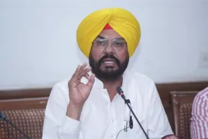 ਮੋਦੀ ਸਰਕਾਰ ਦੀਆਂ ਨੀਤੀਆਂ ਕਿਸਾਨਾਂ, ਪੰਜਾਬ ਅਤੇ ਆਮ ਜਨਤਾ ਦੇ ਖ਼ਿਲਾਫ਼, ਦੇਸ਼ ਨੂੰ ਬਣਾ ਰਹੀਆਂ ਨੇ ਆਰਥਿਕ ਗੁਲਾਮ: ਕੁਲਦੀਪ ਧਾਲੀਵਾਲ