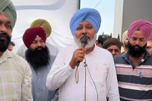 ਮੁੱਖ ਮੰਤਰੀ ਭਗਵੰਤ ਸਿੰਘ ਮਾਨ ਪੰਜਾਬ ਦੇ ਪਿੰਡਾਂ ਨੂੰ ਉਹ ਸੜਕਾਂ ਦੇ ਰਹੇ ਹਨ ਜਿਨ੍ਹਾਂ ਤੋਂ ਉਨ੍ਹਾਂ ਨੂੰ ਦਹਾਕਿਆਂ ਤੱਕ ਵਾਂਝੇ ਰੱਖਿਆ ਗਿਆ: ਹਰਪਾਲ ਸਿੰਘ ਚੀਮਾ