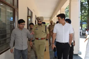 ਡਿਪਟੀ ਕਮਿਸ਼ਨਰ ਅਤੇ ਐਸਐਸਪੀ ਵੱਲੋਂ ਨੰਗਲ ਵਿੱਚ ਪੋਲਿੰਗ ਤਿਆਰੀਆਂ ਦਾ ਜਾਇਜ਼ਾ