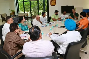 ਪੰਜਾਬ ਸਟੇਟ ਫੂਡ ਕਮਿਸ਼ਨ ਵੱਲੋਂ 3 ਮਹੀਨੇ ਦੇ ਰਾਸ਼ਨ ਲਈ ਇੱਕੋ ਪਰਚੀ ਅਤੇ ਬਹੁ-ਭਾਸ਼ਾਈ ਲੈਣ-ਦੇਣ ਦੀਆਂ ਰਸੀਦਾਂ ਜਾਰੀ ਕਰਨ ਦੀ ਵਕਾਲਤ