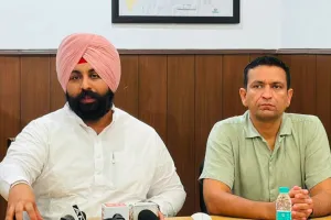 ਹਰਜੋਤ ਸਿੰਘ ਬੈਂਸ ਵੱਲੋਂ “ਮਿਸ਼ਨ ਕਲੀਨ ਪੰਜਾਬ” ਦੀ ਸ਼ੁਰੂਆਤ; ਸਾਰੇ ਐਮ.ਸੀ. ਅਧਿਕਾਰੀ ਰੋਜ਼ਾਨਾ ਸਵੇਰੇ 7 ਤੋਂ 8 ਵਜੇ ਤੱਕ ਫ਼ੀਲਡ ਵਿੱਚ ਹੋਣਗੇ