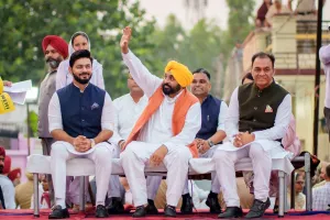 ਰਵਾਇਤੀ ਸਿਆਸੀ ਪਾਰਟੀਆਂ ਮੈਨੂੰ ਬਦਨਾਮ ਕਰਨ ਲਈ ਧਰਮ ਦੀ ਦੁਰਵਰਤੋਂ ਕਰ ਰਹੀਆਂ ਹਨ