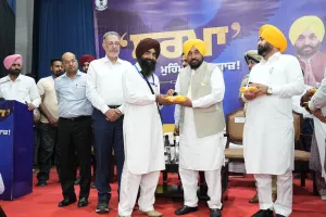 ਮੁੱਖ ਮੰਤਰੀ ਭਗਵੰਤ ਸਿੰਘ ਮਾਨ ਨੇ ਨਸ਼ਾ ਛੱਡ ਚੁੱਕੇ ਨੌਜਵਾਨਾਂ ਨੂੰ 'ਸੂਰਮੇ' ਵਜੋਂ ਕੀਤਾ ਸਨਮਾਨਿਤ