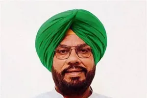 ਬਾਦਲ ਪਰਿਵਾਰ ਪੰਜਾਬ ਅਤੇ ਸਿੱਖ ਪੰਥ ਦਾ ਸਭ ਤੋਂ ਵੱਡਾ ਦੁਸ਼ਮਣ: ਕੁਲਦੀਪ ਸਿੰਘ ਧਾਲੀਵਾਲ