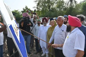 ਬਰਿੰਦਰ ਕੁਮਾਰ ਗੋਇਲ ਵੱਲੋਂ ਦੋਆਬਾ ਖੇਤਰ ਵਿੱਚ ਦਰਿਆਵਾਂ ਕੰਢੇ ਹੜ੍ਹ ਰੋਕੂ ਕਾਰਜਾਂ ਦਾ ਜਾਇਜ਼ਾ ਲੈਣ ਲਈ ਦੋ ਦਿਨਾ ਦੌਰਾ
