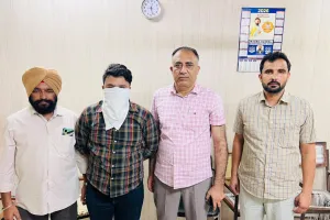 ਵਿਜੀਲੈਂਸ ਬਿਊਰੋ ਵੱਲੋਂ 50,000 ਰੁਪਏ ਰਿਸ਼ਵਤ ਲੈਂਦਾ ਇੰਸਪੈਕਟਰ ਰੰਗੇ ਹੱਥੀਂ ਕਾਬੂ