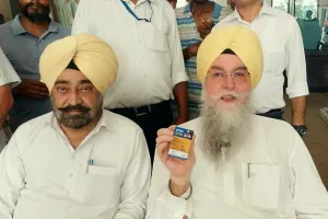 ਸਪੀਕਰ ਸ.  ਸੰਧਵਾਂ ਵੱਲੋਂ ਵਾਰਡ ਨੰਬਰ 5 ਤੋਂ ਸਮਾਰਟ ਰਾਸ਼ਨ ਕਾਰਡ ਵੰਡ ਮੁਹਿੰਮ ਦੀ ਸ਼ੁਰੂਆਤ