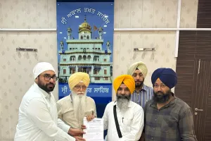 ਬੇਅਦਬੀ ਕਾਨੂੰਨ: ਸਰਕਾਰ ਨੇ ਸ੍ਰੀ ਅਕਾਲ ਤਖ਼ਤ ਸਾਹਿਬ ਅੱਗੇ ਸੌਂਪਿਆ ਸੋਧਾਂ ਸਬੰਧੀ ਖਰੜਾ, ਪੰਜ ਸਿੰਘ ਸਾਹਿਬਾਨ ਦੀ ਮੀਟਿੰਗ ‘ਚ ਹੋਵੇਗਾ ਵਿਚਾਰ