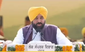 ਪੰਜਾਬ ਅਤੇ ਚੰਡੀਗੜ੍ਹ ਵਿੱਚ 80ਵੇਂ ਆਜ਼ਾਦੀ ਦਿਹਾੜੇ ਦੀ ਧੂਮ: PM ਮੋਦੀ ਨੇ ਲਾਲ ਕਿਲ੍ਹੇ ਤੋਂ ਕੀਤਾ ਲੁਧਿਆਣੇ ਦਾ ਜ਼ਿਕਰ; CM ਮਾਨ ਨੇ ਹੁਸੈਨੀਵਾਲਾ ਲਈ ਕੀਤਾ ₹25 ਕਰੋੜ ਦਾ ਐਲਾਨ