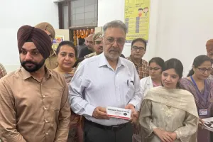 ਸਿਹਤ ਮੰਤਰੀ ਡਾ. ਬਲਬੀਰ ਸਿੰਘ ਵਲੋਂ ਪੇਟ ਦੇ ਕੀੜਿਆਂ ਤੋਂ ਮੁਕਤੀ ਲਈ ਮੋਹਾਲੀ ਤੋਂ ਸੂਬਾ ਪੱਧਰੀ ਮੁਹਿੰਮ ਦੀ ਸ਼ੁੂਰੂਆਤ