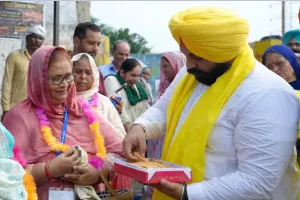 ਮੁੱਖ ਮੰਤਰੀ ਤੀਰਥ ਯਾਤਰਾ ਯੋਜਨਾ ਤਹਿਤ ਸੰਗਤਾਂ ਨੂੰ ਧਾਰਮਿਕ ਅਸਥਾਨਾਂ ਦੇ ਦਰਸ਼ਨਾਂ ਲਈ ਬੱਸਾਂ ਰਵਾਨਾ- ਹਰਜੋਤ ਬੈਂਸ