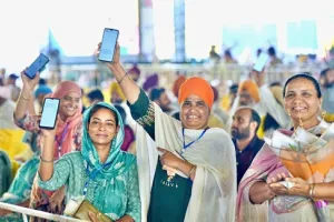 ਰੱਖੜੀ ਦੇ ਤਿਉਹਾਰ 'ਤੇ ਭਗਵੰਤ ਸਿੰਘ ਮਾਨ ਨੇ ਨਿਭਾਇਆ ‘ਭਰਾ’ ਦਾ ਫ਼ਰਜ਼, 1.37 ਲੱਖ ਸਤਿਕਾਰ ਸਖੀਆਂ ਦੇ ਖਾਤੇ 'ਚ ਪਾਈ ਸਨਮਾਨ ਰਾਸ਼ੀ