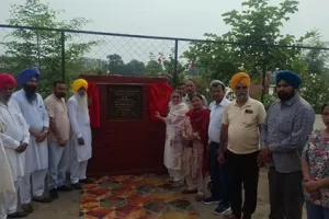 ਭਵਾਨੀਗੜ੍ਹ ਵਿਖੇ 1.11 ਕਰੋੜ ਰੁਪਏ ਦੀ ਲਾਗਤ ਨਾਲ ਢਾਈ ਕਿਲੋਮੀਟਰ ਸੜਕ ਦੇ ਨਿਰਮਾਣ ਕਾਰਜਾਂ ਦੀ ਵਿਧਾਇਕ ਨਰਿੰਦਰ ਕੌਰ ਭਰਾਜ ਵੱਲੋਂ ਸ਼ੁਰੂਆਤ