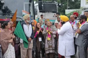 ਅਗੰਮਪੁਰ ਤੋਂ ਮੁੱਖ ਮੰਤਰੀ ਤੀਰਥ ਯਾਤਰਾ ਤਹਿਤ ਬੱਸ ਰਵਾਨਾ, ਹਰਜੋਤ ਬੈਂਸ ਕੈਬਨਿਟ ਮੰਤਰੀ ਨੇ ਦਿੱਤੀ ਹਰੀ ਝੰਡੀ
