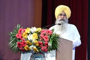ਸਾਨੂੰ ਉਤਪਾਦਨ ਦੇ ਨਾਲ-ਨਾਲ ਆਪਣੇ ਉਤਪਾਦਾਂ ਦਾ ਬਿਹਤਰ ਮੰਡੀਕਰਨ ਕਰਨਾ ਵੀ ਆਉਣਾ ਚਾਹੀਦੈ: ਗੁਰਮੀਤ ਸਿੰਘ ਖੁੱਡੀਆਂ