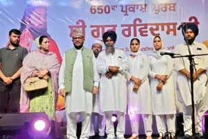 ਮਾਲੇਰਕੋਟਲਾ ਦੇ ਅੰਬਰ ’ਤੇ 500 ਡਰੋਨਾਂ ਨੇ ਉਕਰੀ ਸ੍ਰੀ ਗੁਰੂ ਰਵਿਦਾਸ ਜੀ ਦੀ ਰੂਹਾਨੀ ਵਿਰਾਸਤ