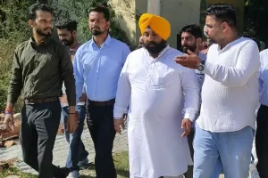 ਲਗਾਤਾਰ ਇੱਕ ਮਹੀਨੇ ਤੋਂ ਨੰਗਲ ਦੀ ਸਫਾਈ ਵਿਵਸਥਾ ਦੀ ਖੁਦ ਨਿਗਰਾਨੀ ਕਰ ਰਹੇ ਹਨ ਸਥਾਨਕ ਸਰਕਾਰਾਂ ਮੰਤਰੀ ਹਰਜੋਤ ਬੈਂਸ