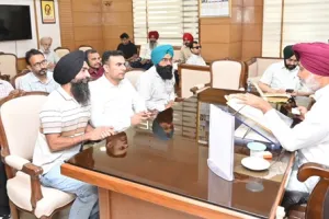 ਭਗਵੰਤ ਮਾਨ ਸਰਕਾਰ ਮੁਲਾਜ਼ਮਾਂ ਦੀ ਭਲਾਈ ਲਈ ਵਚਨਬੱਧ, ਲੰਬਿਤ ਮੰਗਾਂ ਦੇ ਹੱਲ ਲਈ ਅੜਿੱਕੇ ਕੀਤੇ ਜਾ ਰਹੇ ਨੇ ਦੂਰ: ਹਰਪਾਲ ਸਿੰਘ ਚੀਮਾ