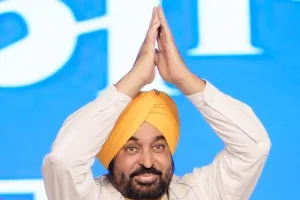 ਮੁੱਖ ਮੰਤਰੀ ਭਗਵੰਤ ਸਿੰਘ ਮਾਨ ਨੇ ਪੰਜਾਬ ਦੀਆਂ ਔਰਤਾਂ ਦੇ ਖਾਤਿਆਂ ਵਿੱਚ ਇੱਕ ਵਾਰ ਫਿਰ ਪਾਈ ਸਨਮਾਨ ਰਾਸ਼ੀ