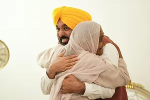 ਹਰੇਕ ਮਾਂ ਤੇ ਭੈਣ 'ਮਾਵਾਂ-ਧੀਆਂ ਸਤਿਕਾਰ ਯੋਜਨਾ' ਦੀ ਬ੍ਰਾਂਡ ਅੰਬੈਸਡਰ: ਮੁੱਖ ਮੰਤਰੀ ਭਗਵੰਤ ਸਿੰਘ ਮਾਨ