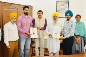 ਮਾਨ ਸਰਕਾਰ ਵੱਲੋਂ ਮੱਛੀ ਪਾਲਣ ਸੈਕਟਰ ਨੂੰ ਹੁਲਾਰਾ: ਗੁਰਮੀਤ ਸਿੰਘ ਖੁੱਡੀਆਂ ਨੇ ਨਵੇਂ ਭਰਤੀ ਮੁਲਾਜ਼ਮਾਂ ਨੂੰ ਸੌਂਪੇ ਨਿਯੁਕਤੀ ਪੱਤਰ
