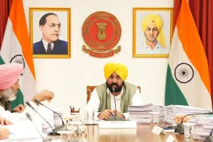 ਮੁੱਖ ਮੰਤਰੀ ਭਗਵੰਤ ਸਿੰਘ ਮਾਨ ਦੀ ਅਗਵਾਈ ਹੇਠ ਪੰਜਾਬ ਕੈਬਨਿਟ ਵੱਲੋਂ ਪਟਵਾਰੀਆਂ ਅਤੇ ਕਾਨੂੰਨਗੋਆਂ ਨੂੰ ਵੱਡੀ ਰਾਹਤ
