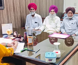 ਤਹਿਸਲੀਦਾਰ ਚੋਣਾਂ ਵੱਲੋਂ ਸਪੈਸ਼ਲ ਇੰਟੈਂਸਿਵ ਰਵੀਜ਼ਨ ਸਬੰਧੀ ਰਾਜਨੀਤਕ ਪਾਰਟੀਆਂ ਦੇ ਨੁਮਾਇੰਦਿਆਂ ਨਾਲ ਵਿਸ਼ੇਸ਼ ਮੀਟਿੰਗ