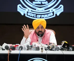 ਠੇਕੇਦਾਰੀ ਵਿਵਸਥਾ ਖਤਮ , 65,000 ਤੋਂ ਵੱਧ ਕਰਮਚਾਰੀ ਹੋਣਗੇ ਰੈਗੂਲਰ