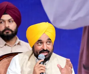 ਅਸੀਂ ਪੰਜਾਬ ਨੂੰ ਦੇਸ਼ ਦਾ ਮੋਹਰੀ ਸਿੱਖਿਆ ਕੇਂਦਰ ਬਣਾਵਾਂਗੇ : ਮੁੱਖ ਮੰਤਰੀ ਭਗਵੰਤ ਸਿੰਘ ਮਾਨ