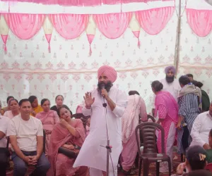 ਮਾਵਾਂ-ਧੀਆਂ ਸਤਿਕਾਰ ਯੋਜਨਾ ਦਾ ਲਾਭ ਹਰ ਯੋਗ ਮਹਿਲਾ ਤੱਕ ਪਹੁੰਚਾਉਣਾ ਸਾਡਾ ਸੰਕਲਪ : ਡਿਪਟੀ ਸਪੀਕਰ ਜੈ ਕ੍ਰਿਸ਼ਨ ਸਿੰਘ ਰੌੜੀ