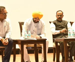 ਸੇਵਾਮੁਕਤ ਆਈਏਐਸ ਅਧਿਕਾਰੀ ਸੰਜੇ ਗੁਪਤਾ ਨੇ ਪੰਜਾਬ ਰਾਜ ਬਿਜਲੀ ਰੈਗੂਲੇਟਰੀ ਕਮਿਸ਼ਨ ਦੇ ਚੇਅਰਪਰਸਨ ਵਜੋਂ ਅਹੁਦਾ ਸੰਭਾਲਿਆ