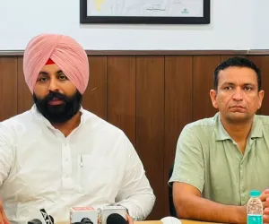 ਹਰਜੋਤ ਸਿੰਘ ਬੈਂਸ ਵੱਲੋਂ “ਮਿਸ਼ਨ ਕਲੀਨ ਪੰਜਾਬ” ਦੀ ਸ਼ੁਰੂਆਤ; ਸਾਰੇ ਐਮ.ਸੀ. ਅਧਿਕਾਰੀ ਰੋਜ਼ਾਨਾ ਸਵੇਰੇ 7 ਤੋਂ 8 ਵਜੇ ਤੱਕ ਫ਼ੀਲਡ ਵਿੱਚ ਹੋਣਗੇ