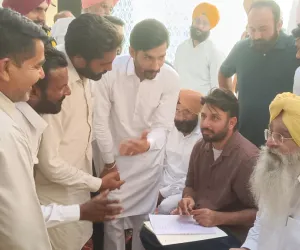 ਕੈਬਨਿਟ ਮੰਤਰੀ ਗੁਰਮੀਤ ਸਿੰਘ ਖੁੱਡੀਆਂ ਨੇ ਲੋਕ ਮਿਲਣੀ ਦੌਰਾਨ ਸੁਣੀਆਂ ਪਿੰਡ ਵਾਸੀਆਂ ਦੀਆਂ ਸਮੱਸਿਆਵਾਂ   