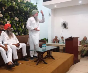 ਸਪੀਕਰ ਸੰਧਵਾਂ ਨੇ ਪੰਜਾਬ ਸਰਕਾਰ ਦੀਆਂ ਲੋਕ ਭਲਾਈ ਯੋਜਨਾਵਾਂ ਤੇ ਵਿਕਾਸ ਕਾਰਜਾਂ ਬਾਰੇ ਦੱਸਿਆ