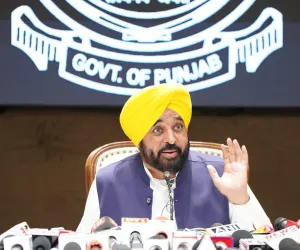 ਭਗਵੰਤ ਮਾਨ ਸਰਕਾਰ ਨੇ ਪ੍ਰਾਈਵੇਟ ਸਕੂਲਾਂ ਵੱਲੋਂ ਮਨਮਰਜ਼ੀ ਨਾਲ ਫੀਸ ਵਧਾਉਣ ’ਤੇ ਰੋਕ ਲਾਈ