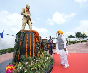 ਮਹਾਨ ਸ਼ਹੀਦ ਊਧਮ ਸਿੰਘ ਦੇ ‘ਸ਼ਹੀਦੀ ਦਿਹਾੜੇ’ ’ਤੇ ਮੁੱਖ ਮੰਤਰੀ ਭਗਵੰਤ ਸਿੰਘ ਮਾਨ ਵੱਲੋਂ 107 ਕਰੋੜ ਰੁਪਏ ਤੋਂ ਵੱਧ ਦੇ ਵਿਕਾਸ ਪ੍ਰੋਜੈਕਟ ਸੁਨਾਮ ਨੂੰ ਸਮਰਪਿਤ