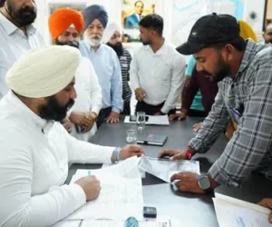 ਕੈਬਨਿਟ ਮੰਤਰੀ ਹਰਜੋਤ ਸਿੰਘ ਬੈਂਸ ਨੇ ਗ੍ਰਹਿ 2 ਆਰ.ਵੀ.ਆਰ ਵਿਖੇ ਲੋਕਾਂ ਦੀਆਂ ਸਮੱਸਿਆਵਾਂ ਸੁਣੀਆਂ