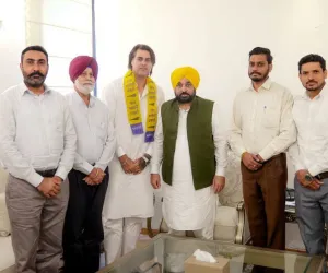 'ਆਪ' ਹੋਈ ਹੋਰ ਮਜ਼ਬੂਤ  ਅੰਤਰਰਾਸ਼ਟਰੀ ਕ੍ਰਿਕਟ ਖਿਡਾਰੀ ਮਨਪ੍ਰੀਤ ਸਿੰਘ ਗੋਨੀ ਪਾਰਟੀ 'ਚ ਸ਼ਾਮਿਲ.. 