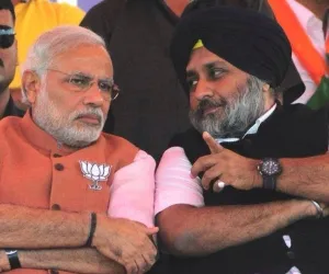 PM ਮੋਦੀ ਨਾਲ ਸੁਖਬੀਰ ਬਾਦਲ ਦੀ ਮੁਲਾਕਾਤ, ਕੇਜਰੀਵਾਲ ਨੇ ਤੰਜ 'ਚ ਕਿਹਾ- 'ਨਾ ਨਾ ਕਰਤੇ ਪਿਆਰ ਤੁਹੀਂ ਸੇ ਕਰ ਬੈਠੇ