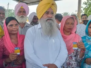 ਕੈਬਨਿਟ ਮੰਤਰੀ ਸ.ਗੁਰਮੀਤ ਸਿੰਘ ਖੁੱਡੀਆਂ ਨੇ ਪਿੰਡ ਪੰਨੀਵਾਲਾ ਫੱਤਾ, ਮੋਹਲਾ ਅਤੇ ਕਰਮਪੱਟੀ ਵਿਖੇ ਲੋਕ ਮਿਲਣੀ ਦੌਰਾਨ ਸੁਣੀਆਂ ਸਮੱਸਿਆਵਾਂ