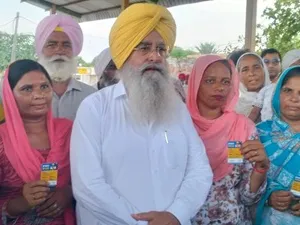 ਕੈਬਨਿਟ ਮੰਤਰੀ ਸ.ਗੁਰਮੀਤ ਸਿੰਘ ਖੁੱਡੀਆਂ ਨੇ ਲੋਕ ਮਿਲਣੀ ਦੌਰਾਨ ਸੁਣੀਆਂ ਸਮੱਸਿਆਵਾਂ