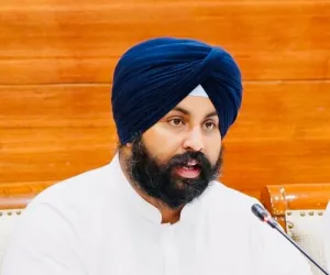 ਪੰਜਾਬ ਦੇ ਸਕੂਲਾਂ ਵਿੱਚ ਸਾਲ ਭਰ ਚੱਲਣ ਵਾਲੀ ‘ਯੁੱਧ ਨਸ਼ਿਆਂ ਵਿਰੁੱਧ’ ਮੁਹਿੰਮ ਅਧੀਨ ਕਰਵਾਈਆਂ ਜਾਣਗੀਆਂ ਨਸ਼ਾ ਵਿਰੋਧੀ ਜਾਗਰੂਕਤਾ ਗਤੀਵਿਧੀਆਂ