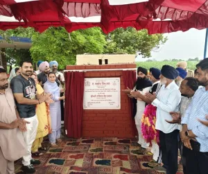 ਵਿਧਾਇਕ ਨਰਿੰਦਰ ਕੌਰ ਭਰਾਜ ਵੱਲੋਂ 2.39 ਕਰੋੜ ਰੁਪਏ ਦੀ ਲਾਗਤ ਨਾਲ ਬਣਨ ਵਾਲੀਆਂ ਦੋ ਸੜਕਾਂ ਦੇ ਨੀਂਹ ਪੱਥਰ
