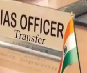 ਹਰਿਆਣਾ ਪ੍ਰਸ਼ਾਸਨ 'ਚ ਵੱਡਾ ਫੇਰਬਦਲ: 16 IAS ਅਤੇ 10 HCS ਅਧਿਕਾਰੀਆਂ ਦੇ ਤਬਾਦਲੇ, ਜਾਣੋ ਕਿਸ ਨੂੰ ਮਿਲੀ ਕਿਹੜੀ ਜ਼ਿੰਮੇਵਾਰੀ