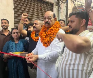 ਕੈਬਨਿਟ ਮੰਤਰੀ ਨੇ 18 ਲੱਖ ਤੋਂ ਵੱਧ ਦੀ ਲਾਗਤ ਨਾਲ ਬਣਨ ਵਾਲੀ ਸੜਕ ਦਾ ਨਿਰਮਾਣ ਕਾਰਜ ਸ਼ੁਰੂ ਕਰਵਾਇਆ