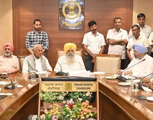 ਆੜ੍ਹਤੀਏ ਖਰੀਦ ਪ੍ਰਣਾਲੀ ਦਾ ਅਨਿੱਖੜਵਾਂ ਅੰਗ, ਪੰਜਾਬ ਸਰਕਾਰ ਉਨ੍ਹਾਂ ਦੀ ਸਮੁੱਚੀ ਭਲਾਈ ਲਈ ਵਚਨਬੱਧ: ਮੰਤਰੀ ਸਮੂਹ