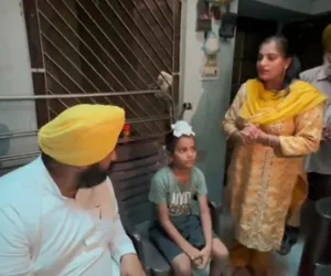ਕੁੱਤੇ ਦੇ ਹਮਲੇ ’ਚ ਜ਼ਖਮੀ ਪੀੜਤਾਂ ਦਾ ਹਾਲ-ਚਾਲ ਜਾਣਨ ਪੁੱਜੇ ਕੈਬਨਿਟ ਮੰਤਰੀ ਹਰਜੋਤ ਸਿੰਘ ਬੈਂਸ